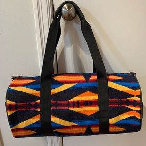 Pendleton barrel duffel bag